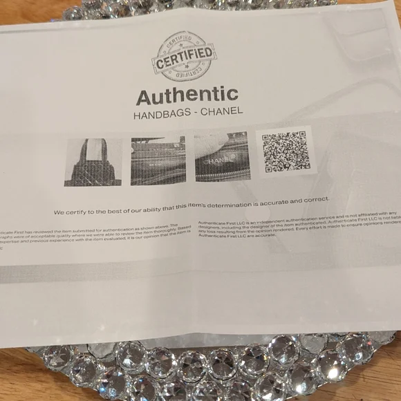 CHANEL Vintage Patent Leather Slit Pocket Shoulder Bag w COA - Picture 16 of 16